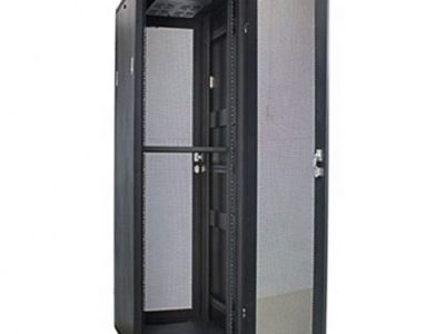 32 Data Cabinets 600x1000